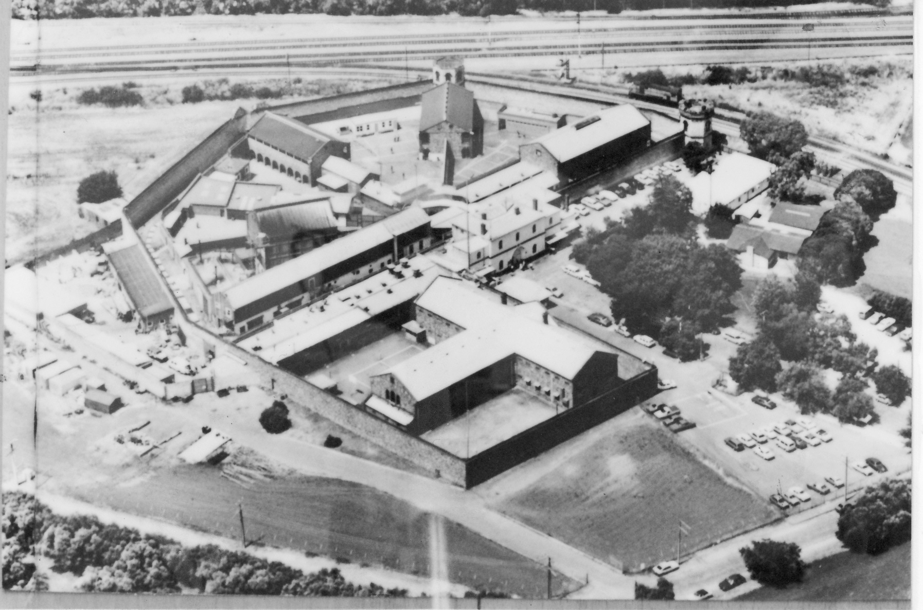 Adelaide Gaol Ghost Tours murder & maybem tours paranormal investigations history tours